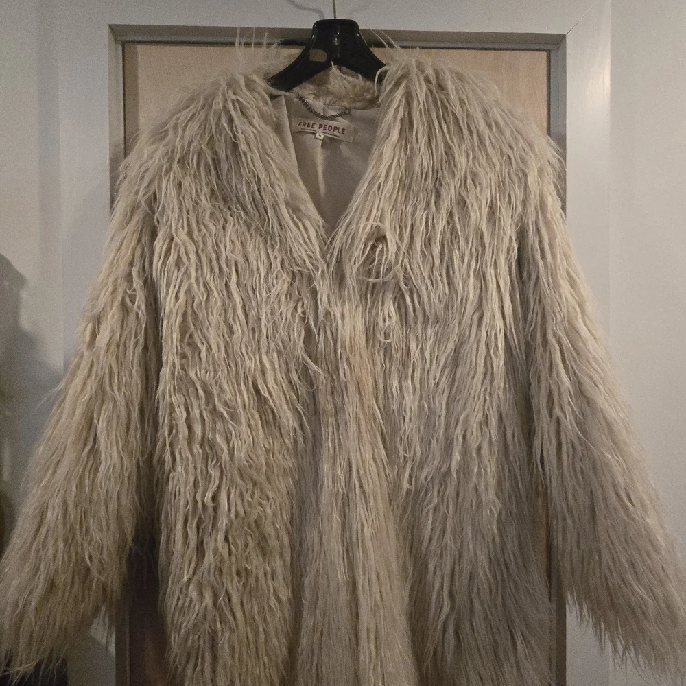 Free People Cream Faux Fur Jacket - Picture 2 of 5